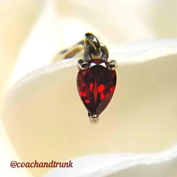 925 Sterling Silver Pear Cut Natural Garnet Balinese Style Accent Pendant NWT - Picture 3 of 5